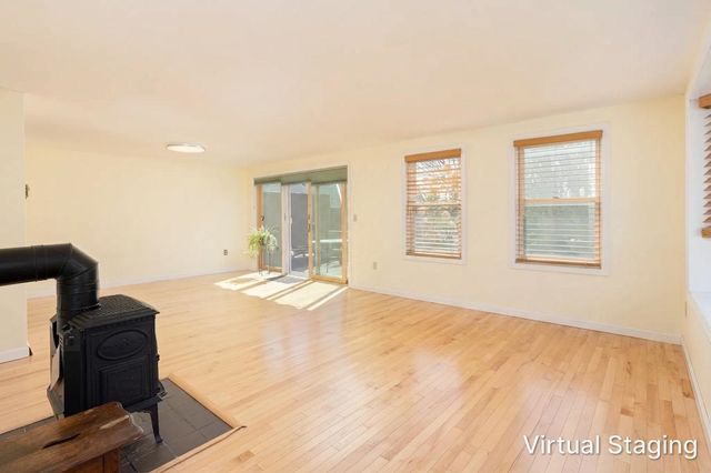 31 Evergreen Lane, Middlebury, VT 05753