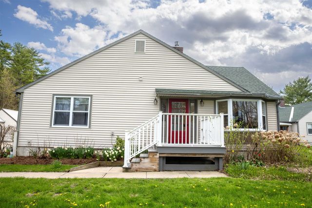 31 Evergreen Lane, Middlebury, VT 05753
