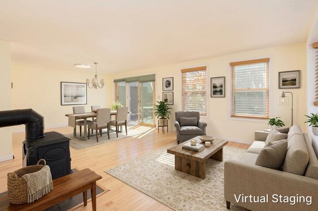 31 Evergreen Lane, Middlebury, VT 05753