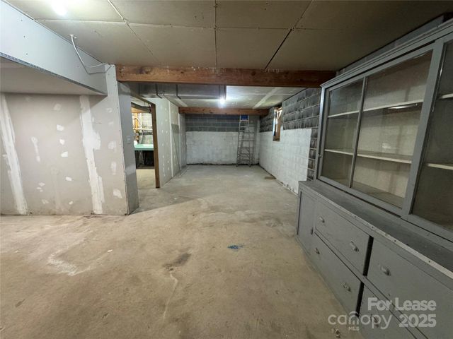 7939 Holly Hill Road, Charlotte, NC 28227