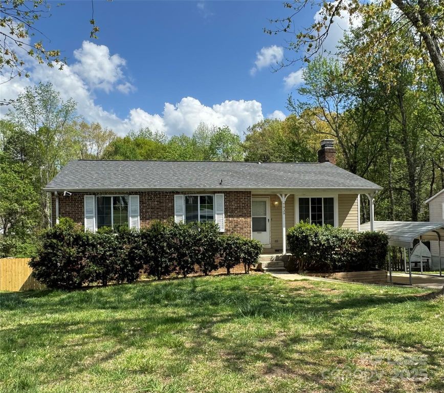 7939 Holly Hill Road, Charlotte, NC 28227