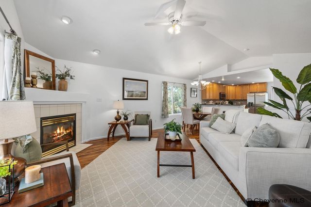 3104 HOLLAND CT, Cheyenne, WY 82009