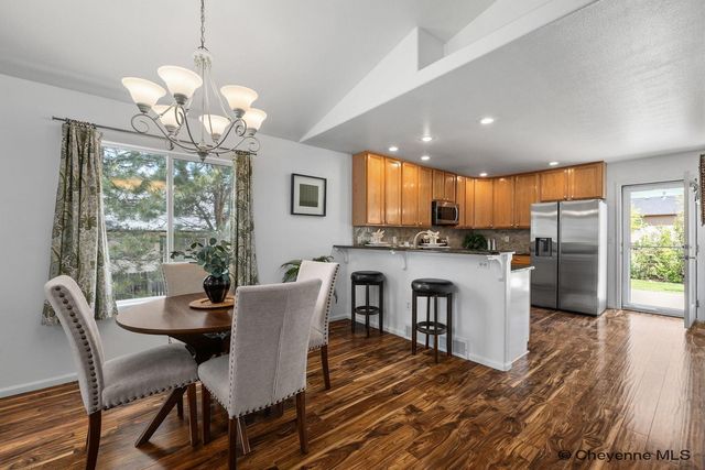 3104 HOLLAND CT, Cheyenne, WY 82009