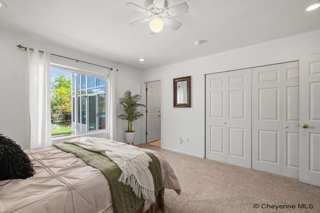 3104 HOLLAND CT, Cheyenne, WY 82009