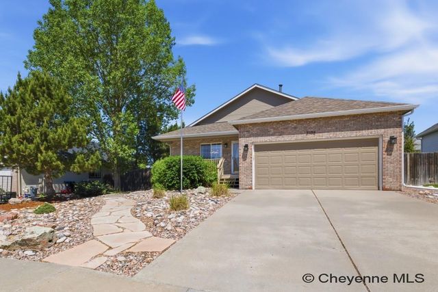 3104 HOLLAND CT, Cheyenne, WY 82009