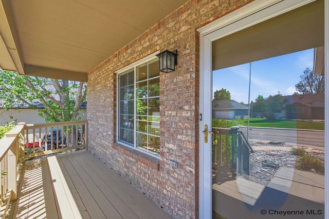 3104 HOLLAND CT, Cheyenne, WY 82009