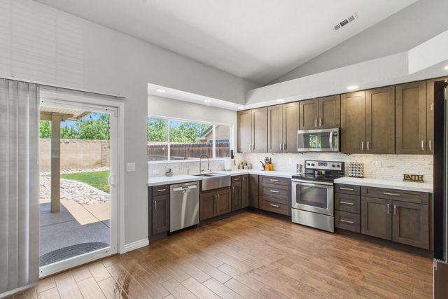 4921 Sun Brook Dr, Salida, CA 95368