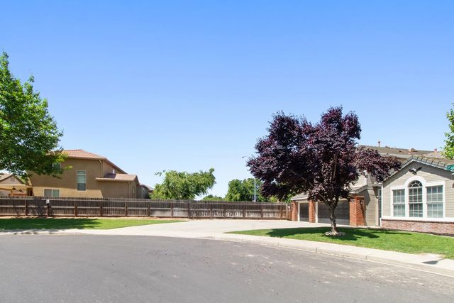 4921 Sun Brook Dr, Salida, CA 95368