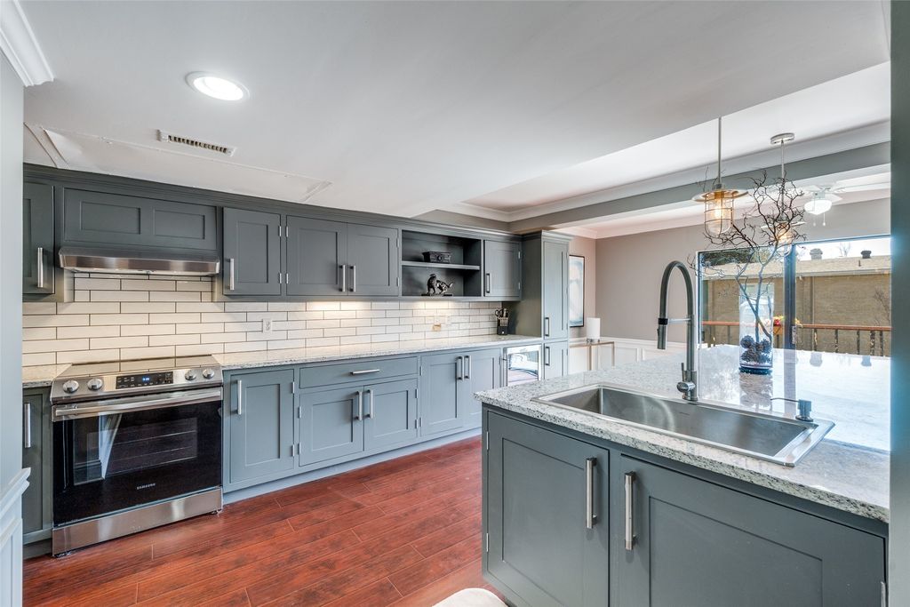 6610 Eastridge Drive 114, Dallas, TX 75231