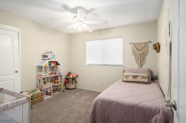 9255 N Recreation Avenue, Fresno, CA 93720