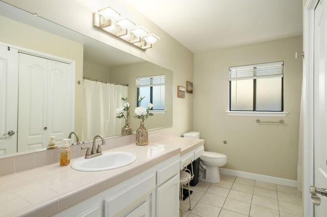 9255 N Recreation Avenue, Fresno, CA 93720