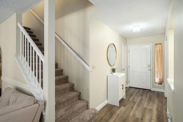 9255 N Recreation Avenue, Fresno, CA 93720