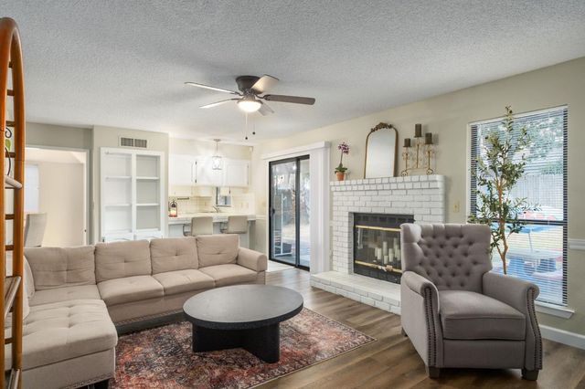 9255 N Recreation Avenue, Fresno, CA 93720