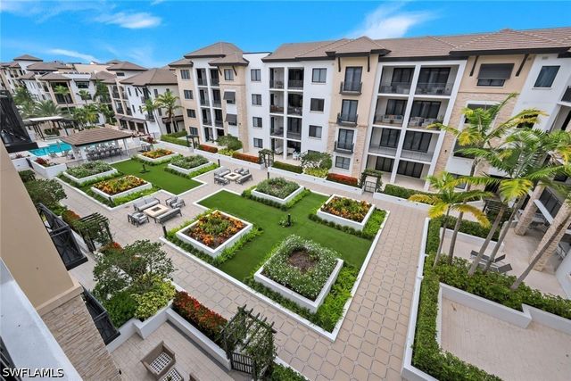 1135 3rd AVE S 518, Naples, FL 34102