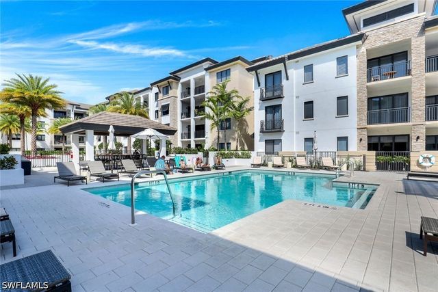 1135 3rd AVE S 518, Naples, FL 34102
