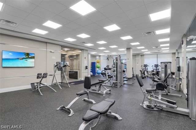 1135 3rd AVE S 518, Naples, FL 34102