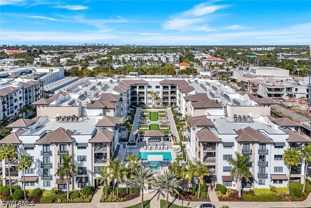 1135 3rd AVE S 518, Naples, FL 34102