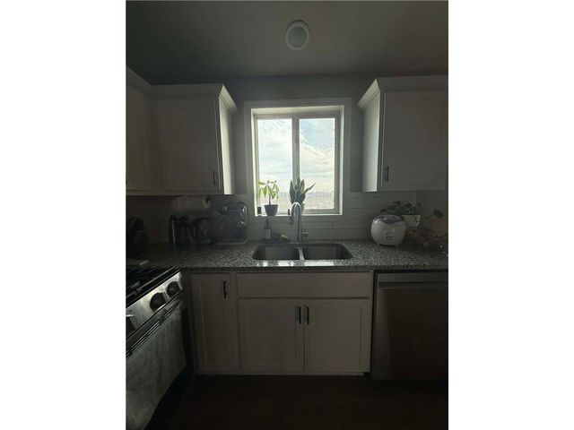 19813 English Avenue N, Forest Lake, MN 55025