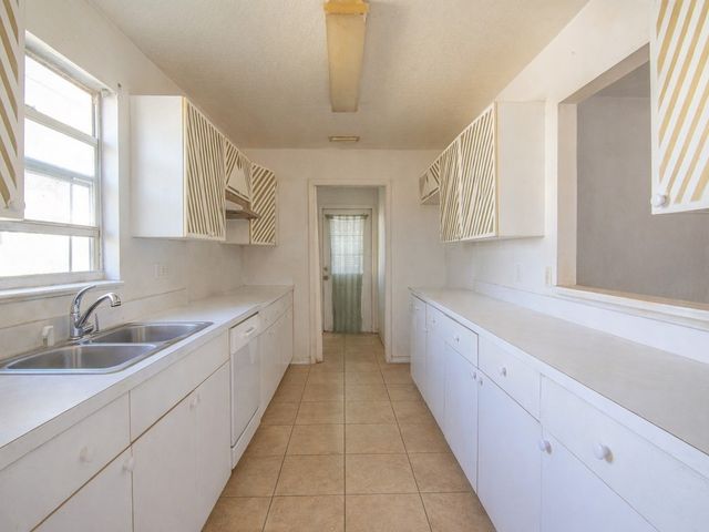 4204 36th Court, Vero Beach, FL 32967