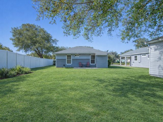 4204 36th Court, Vero Beach, FL 32967