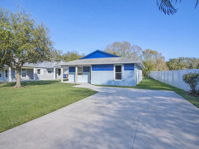 4204 36th Court, Vero Beach, FL 32967