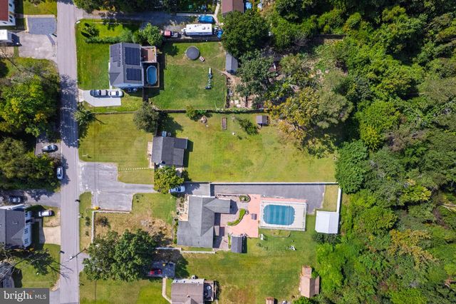 1852 CEDAR DR, Severn, MD 21144