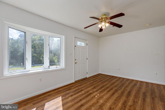 1852 CEDAR DR, Severn, MD 21144