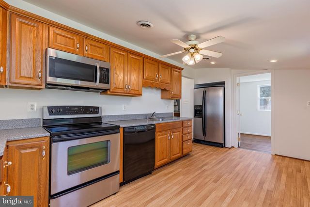 1852 CEDAR DR, Severn, MD 21144