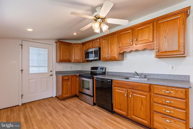 1852 CEDAR DR, Severn, MD 21144