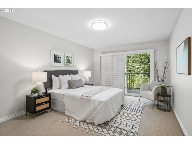 16250 PACIFIC Hwy, Lake Oswego, OR 97034