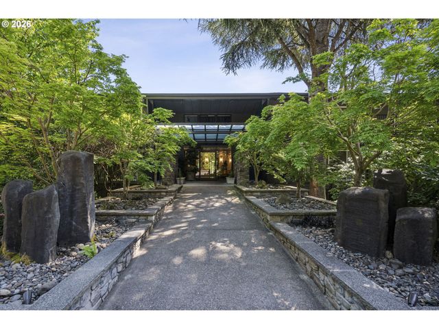 16250 PACIFIC Hwy, Lake Oswego, OR 97034