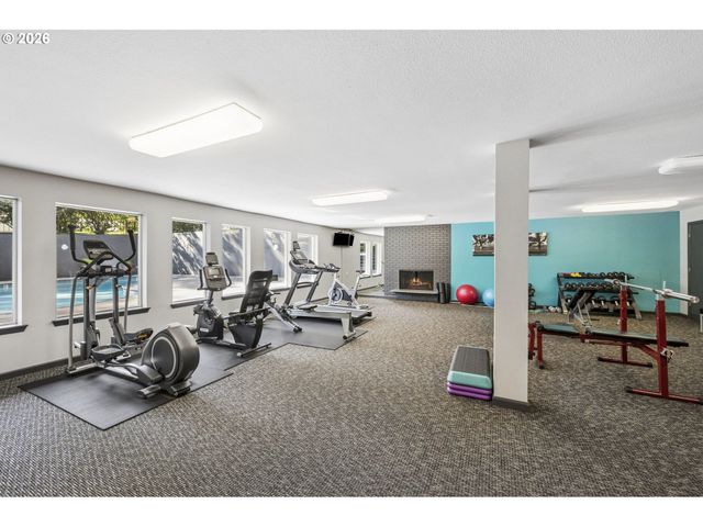 16250 PACIFIC Hwy, Lake Oswego, OR 97034