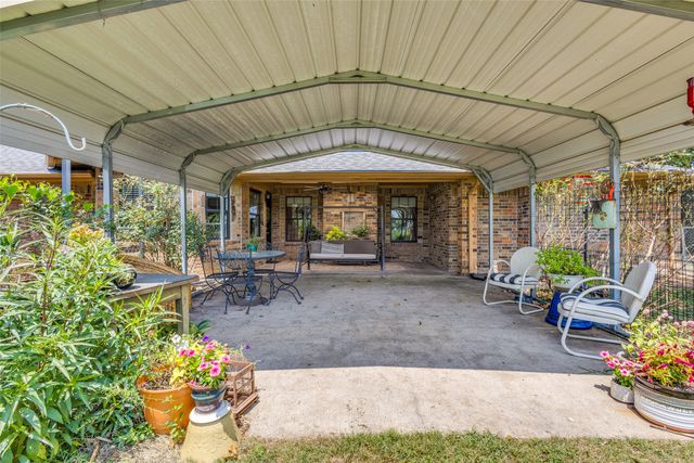 2982 Fm 2194, Farmersville, TX 75442