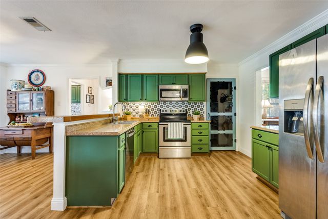 2982 Fm 2194, Farmersville, TX 75442