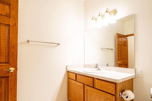 18241 Wisconsin AVENUE, Brookfield, WI 53045