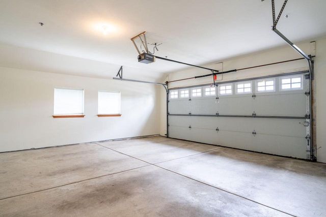 18241 Wisconsin AVENUE, Brookfield, WI 53045
