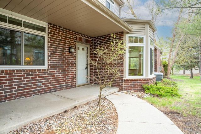 18241 Wisconsin AVENUE, Brookfield, WI 53045