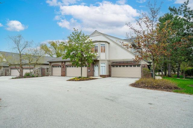 18241 Wisconsin AVENUE, Brookfield, WI 53045