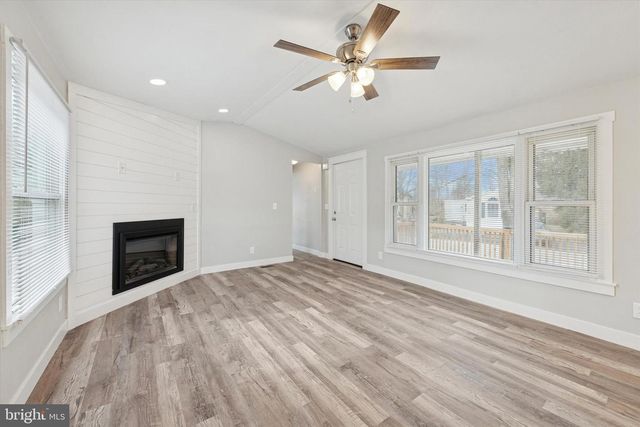 8 CHEROKEE LN, Honey Brook, PA 19344