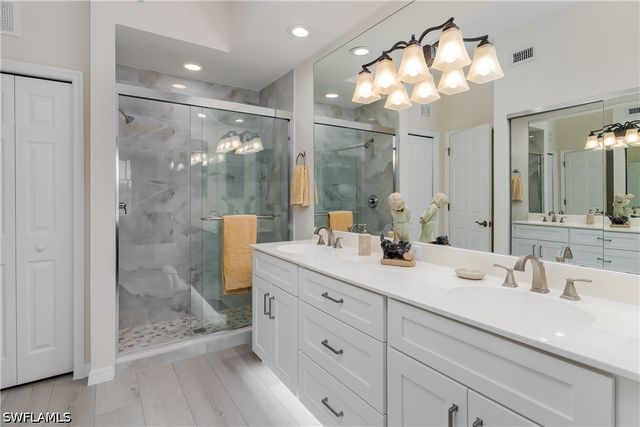 6700 Beach Resort DR 5, Naples, FL 34114