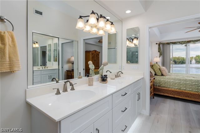 6700 Beach Resort DR 5, Naples, FL 34114