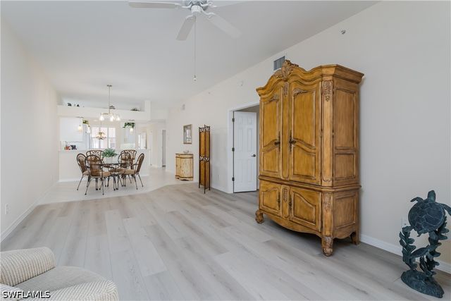 6700 Beach Resort DR 5, Naples, FL 34114