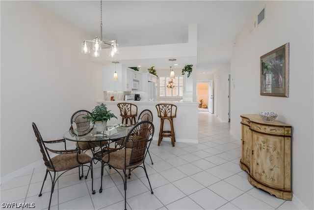 6700 Beach Resort DR 5, Naples, FL 34114