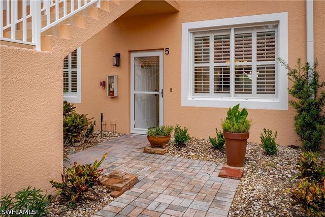 6700 Beach Resort DR 5, Naples, FL 34114