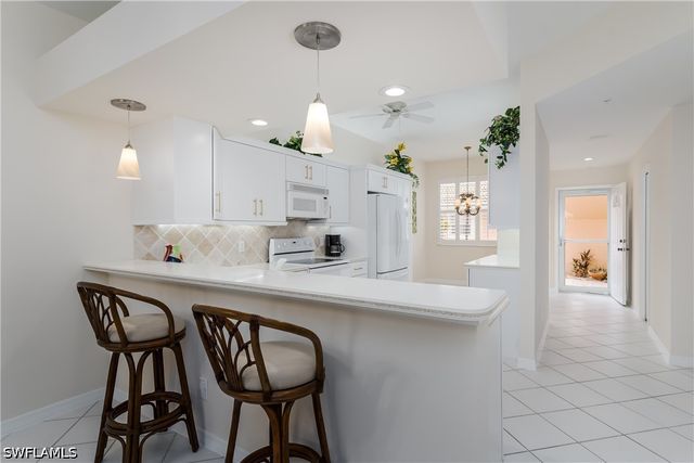 6700 Beach Resort DR 5, Naples, FL 34114