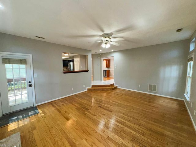 929 Thatcher WAY, Chesapeake, VA 23320