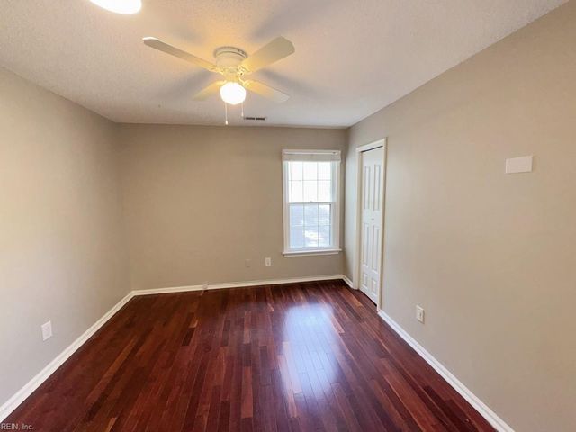 929 Thatcher WAY, Chesapeake, VA 23320