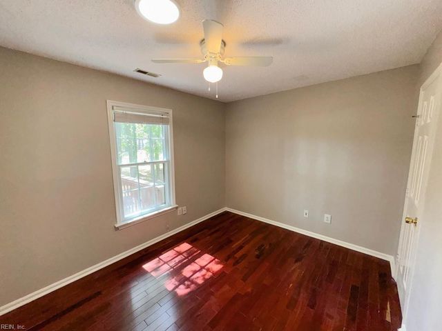 929 Thatcher WAY, Chesapeake, VA 23320