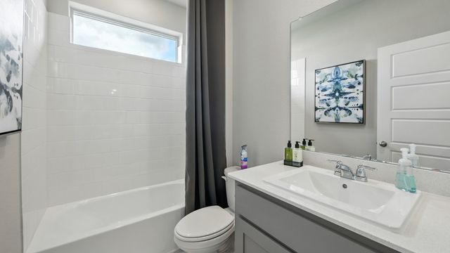 653 HARVEY Street, Grandview, TX 76050