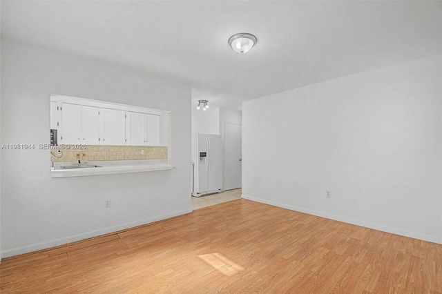 60 NW 79th St 1, Miami, FL 33150